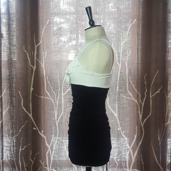 Pleated Black & Ivory Mini Dress - Picture 3 of 6